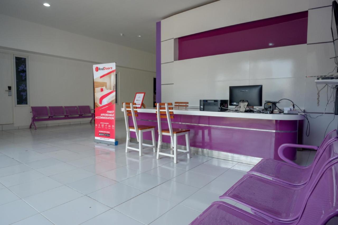 Hotel Reddoorz Near Alun Alun Kaliwungu Kendal Brangsong Exteriér fotografie