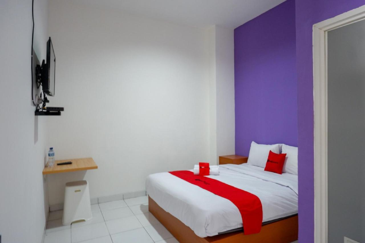 Hotel Reddoorz Near Alun Alun Kaliwungu Kendal Brangsong Exteriér fotografie