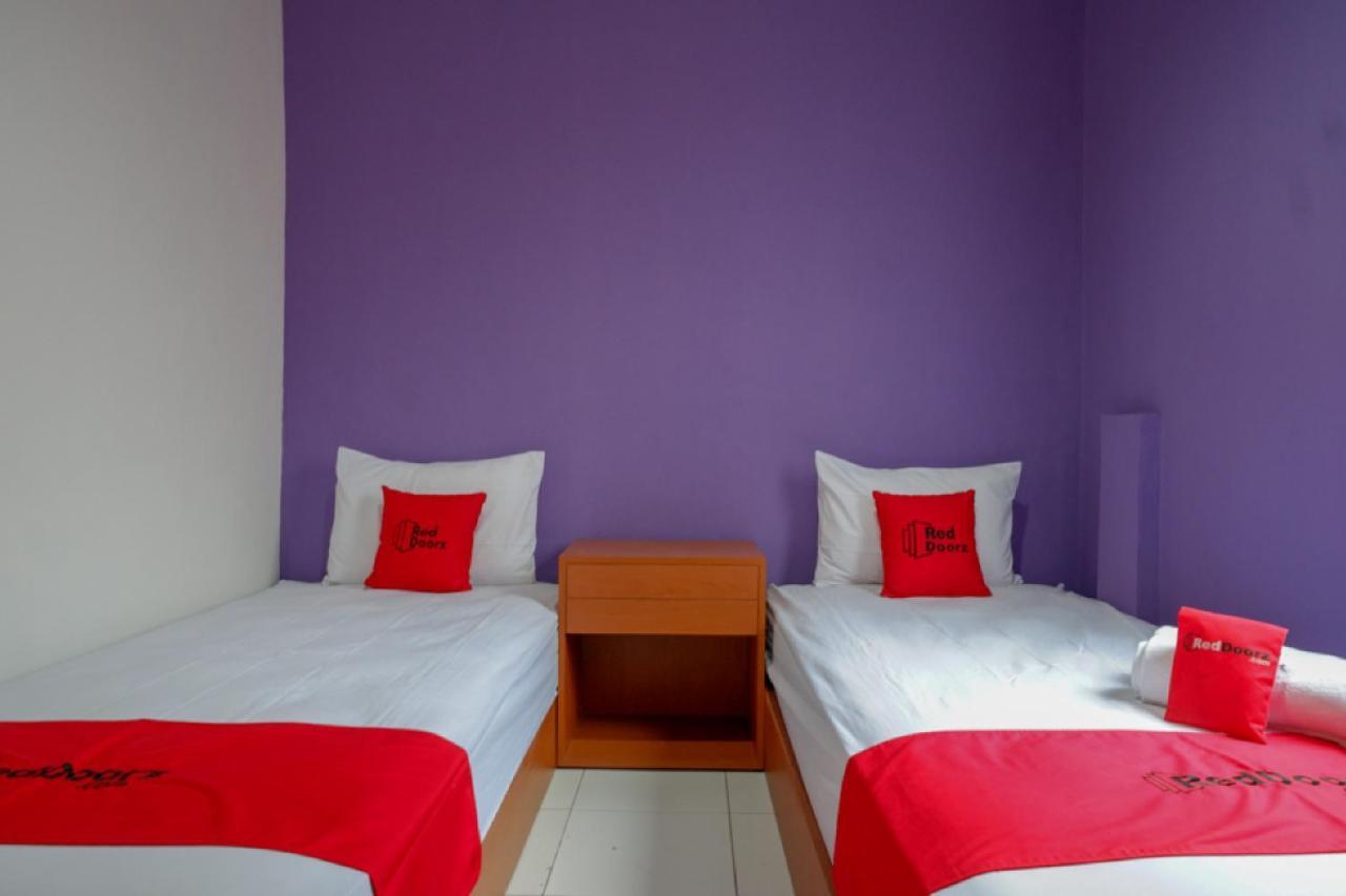 Hotel Reddoorz Near Alun Alun Kaliwungu Kendal Brangsong Exteriér fotografie